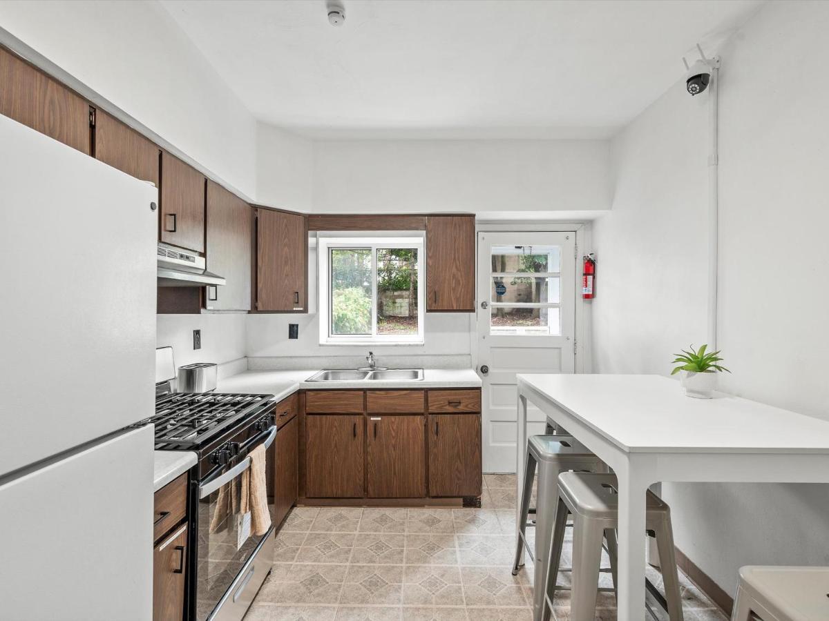 Oakland/University @H Bright And Stylish Private Bedroom With Shared Bathroom Pittsburgh Ngoại thất bức ảnh